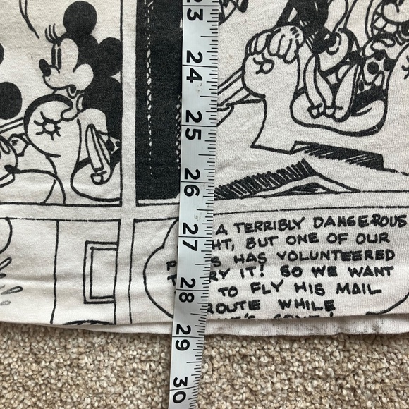 Vintage Disney Minnie Mouse Blue Hat Newspaper AOP Tee Size L / XL - Picture 7 of 7